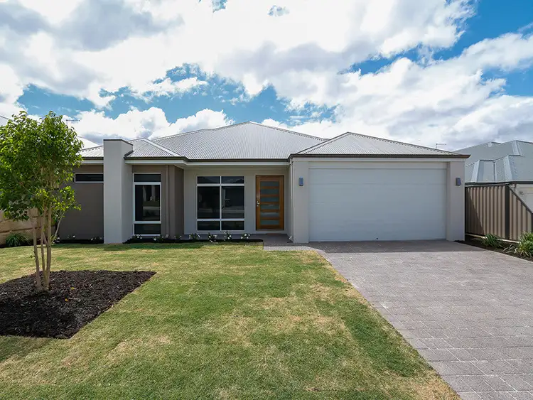 14 Halcyon Crescent, Aveley WA 6069