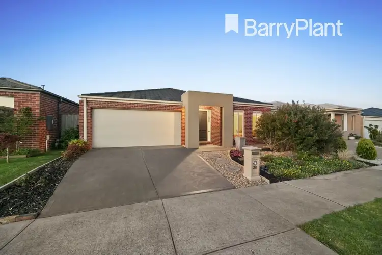 28 Cranbrook Circuit, Officer VIC 3809