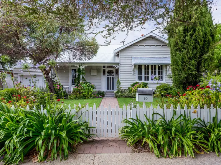 Main view of Homely house listing, 10 Holmesdale Road, Woodbridge WA 6056