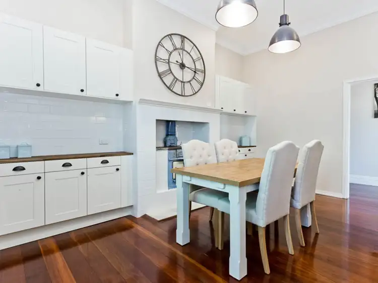 Fifth view of Homely house listing, 10 Holmesdale Road, Woodbridge WA 6056