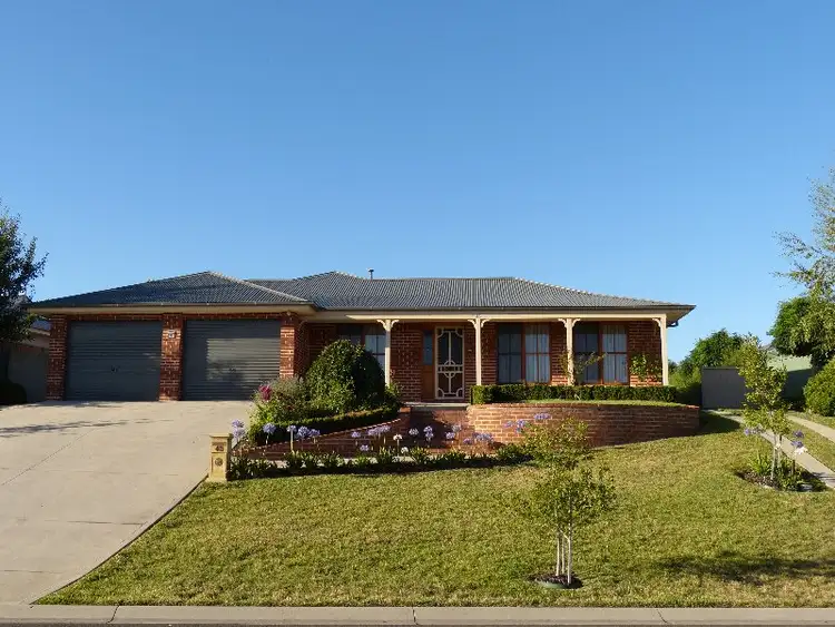 48 Darwin Drive, Llanarth NSW 2795