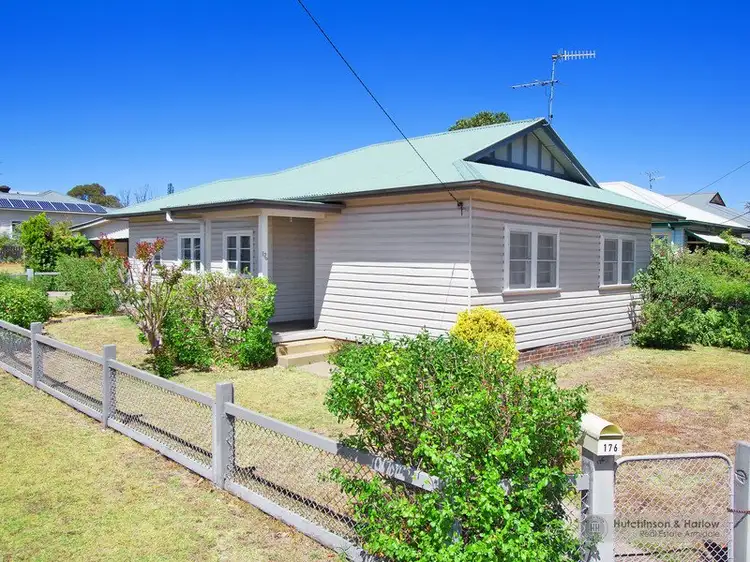 176 Barney Street, Armidale NSW 2350