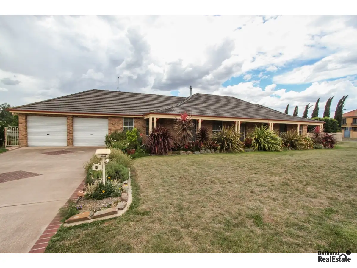 Main view of Homely house listing, 6 Farmgate Drive, Bathurst NSW 2795