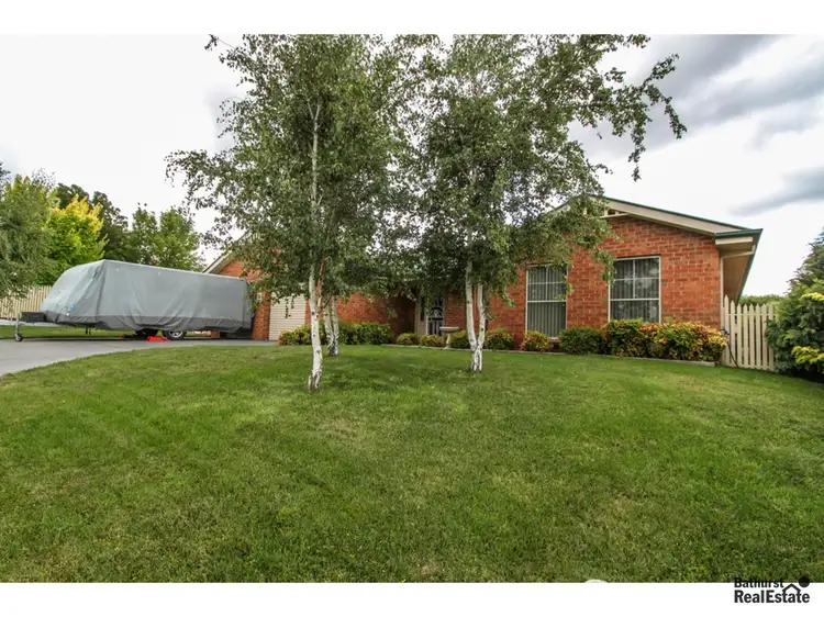36 Roxburgh Drive, Kelso NSW 2795