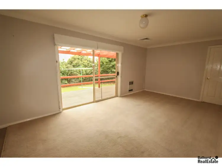 Seventh view of Homely house listing, 5 Weal Place, Bathurst NSW 2795