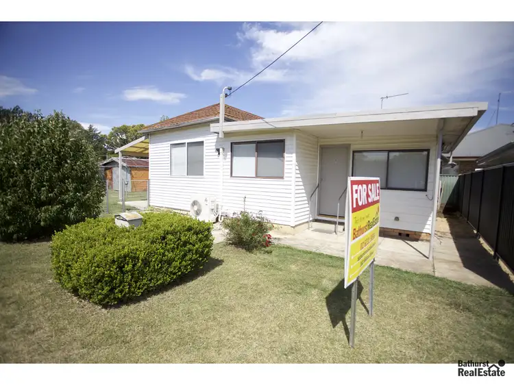92 Peel Street, Bathurst NSW 2795