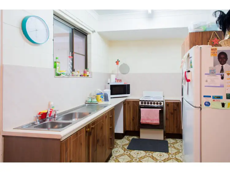Second view of Homely flat listing, 2/16 Cowley Street, West End QLD 4810
