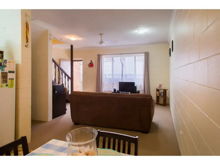 Sixth view of Homely flat listing, 2/16 Cowley Street, West End QLD 4810