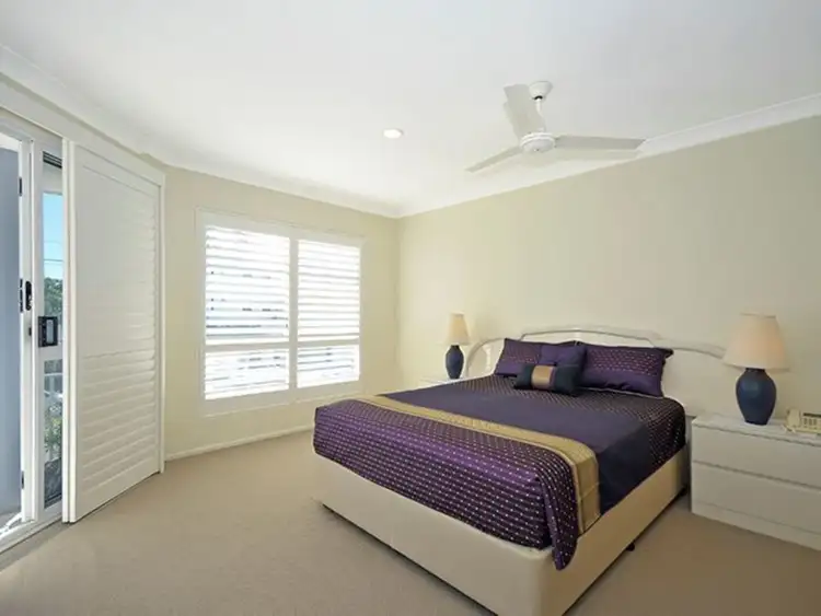Fifth view of Homely villa listing, 1/20 Cronulla Avenue, Mermaid Beach QLD 4218