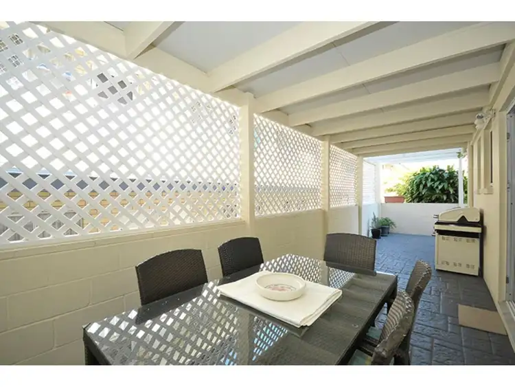 Sixth view of Homely villa listing, 1/20 Cronulla Avenue, Mermaid Beach QLD 4218