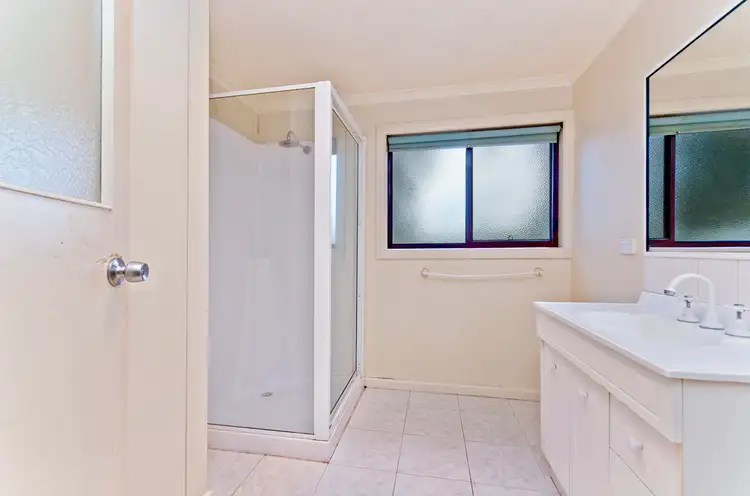 Fifth view of Homely house listing, 71 Gordon Street, Hamilton VIC 3300