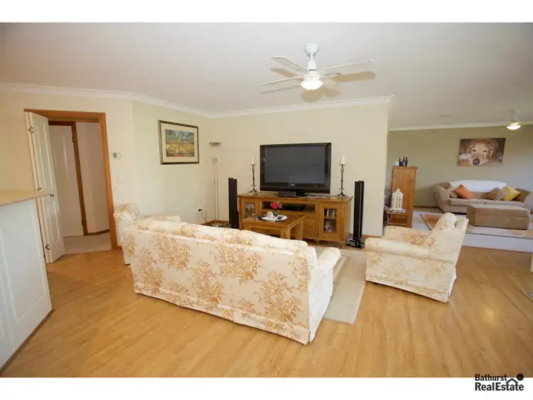 Sixth view of Homely house listing, 10 Caples Close, Kelso NSW 2795