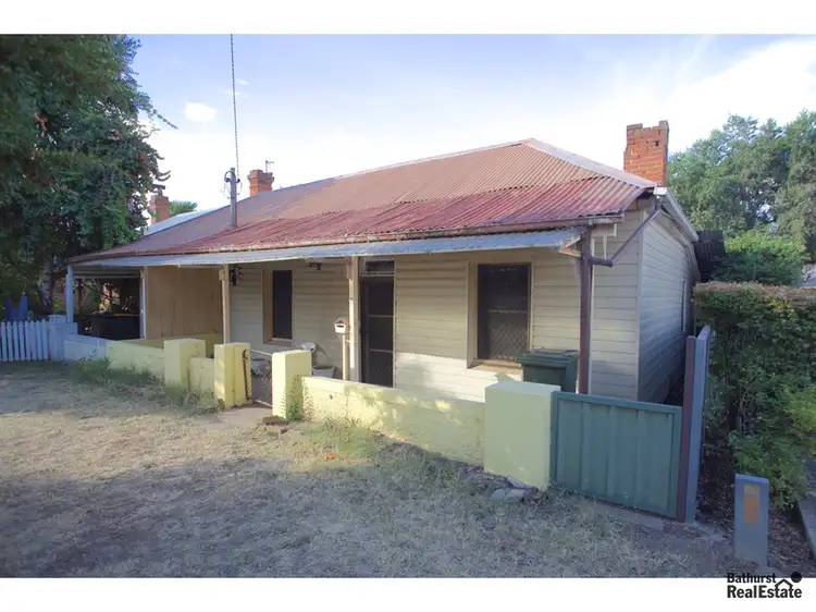 25 Morrisset Street, Bathurst NSW 2795