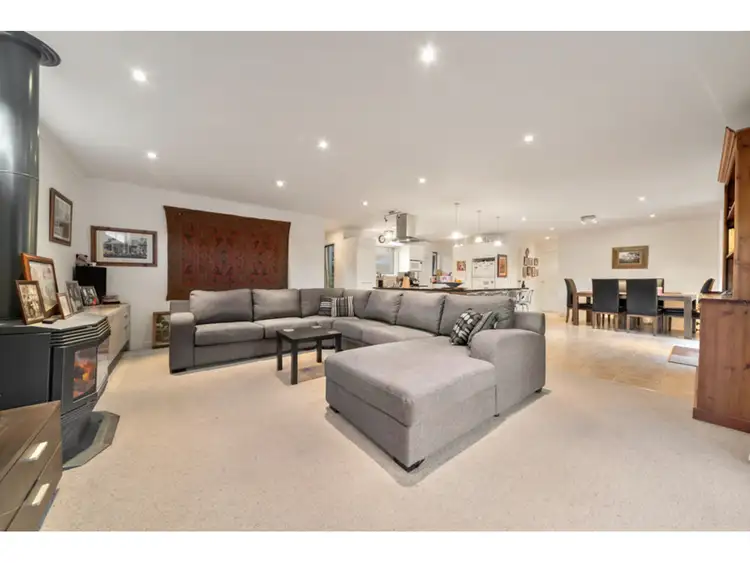 Second view of Homely house listing, 9 Parkleigh Court, Langwarrin VIC 3910