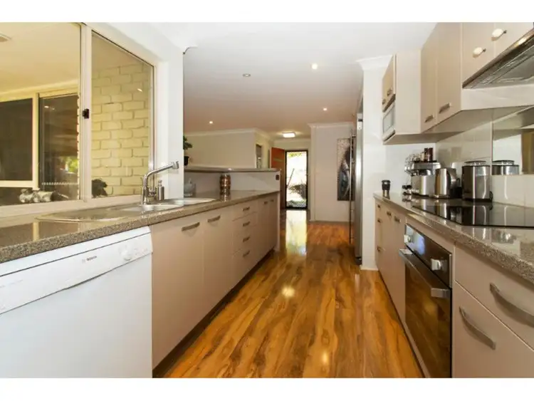 154 College Road, Karana Downs QLD 4306