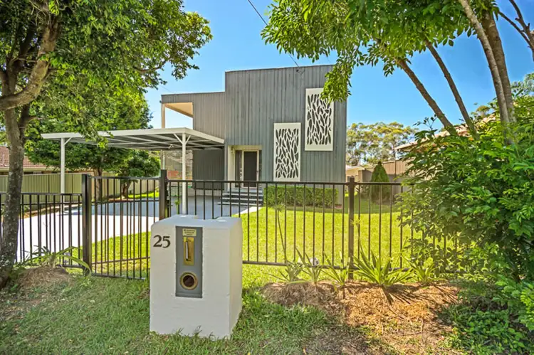 25 Salmon Street, Southport QLD 4215