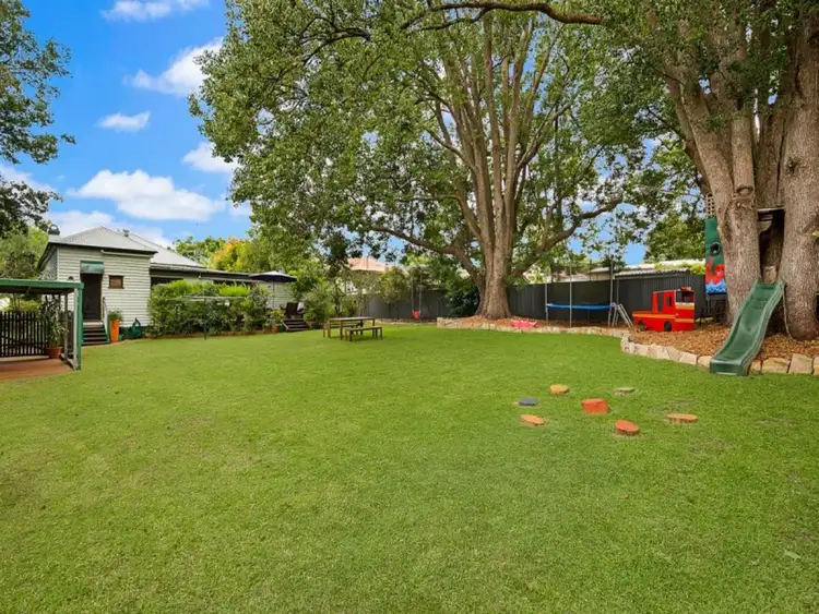 12 Stephen Street, South Toowoomba QLD 4350
