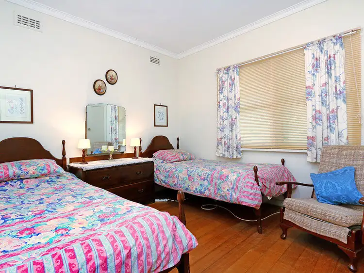 Seventh view of Homely house listing, 33 First Avenue, Rosebud VIC 3939