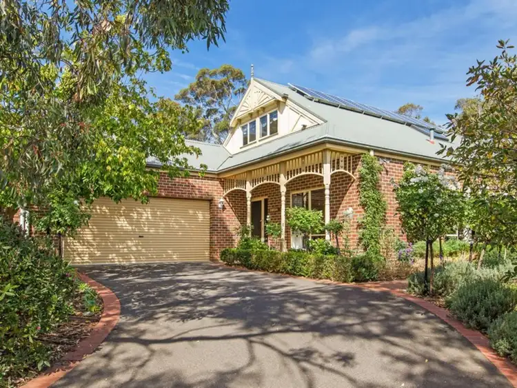 6 Barnett Way, Mount Martha VIC 3934