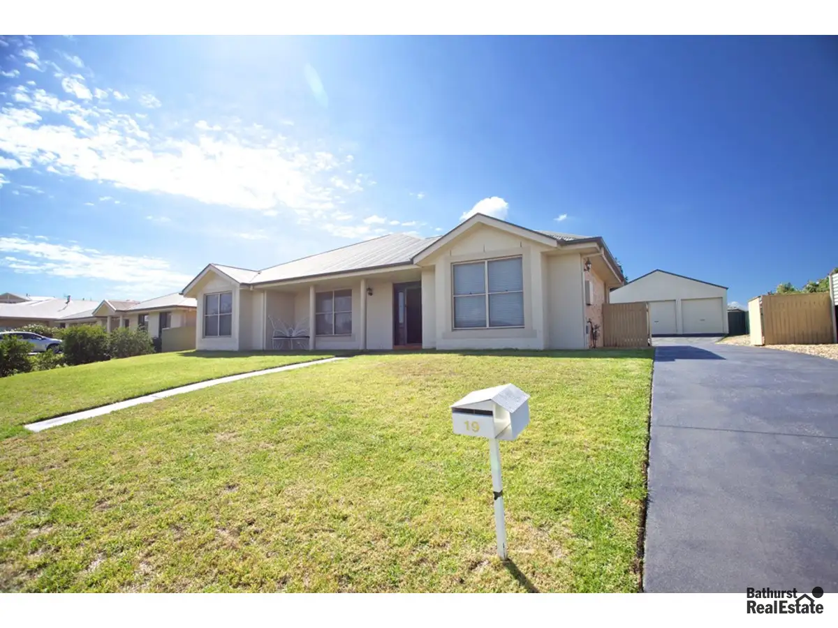 Main view of Homely house listing, 19 James Barnet Drive, Kelso NSW 2795