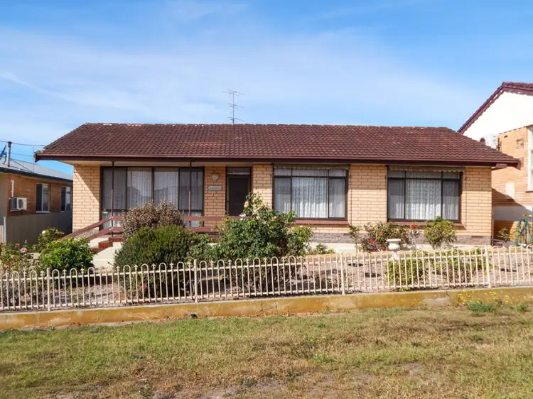 9 Newton Street, Port Lincoln SA 5606