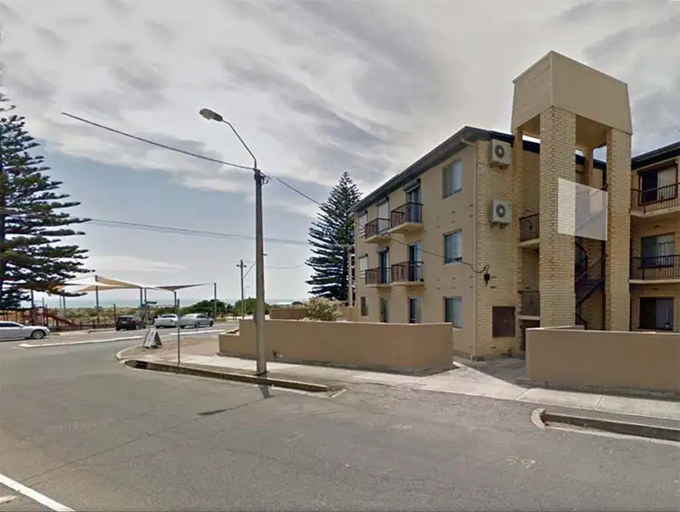 8/1 Jetty Road, Largs Bay SA 5016