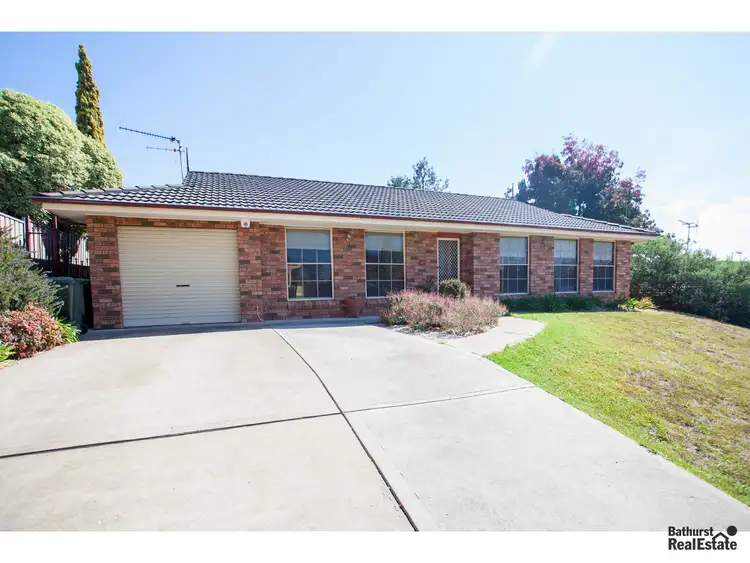 26 Green Street, West Bathurst NSW 2795