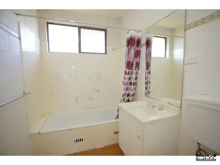 Fourth view of Homely unit listing, 1 & 2/22 Culnane Place, Kelso NSW 2795