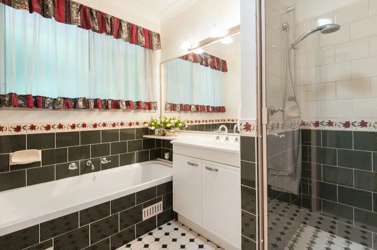 Seventh view of Homely house listing, 11 Blue Wren Close, Green Point NSW 2251