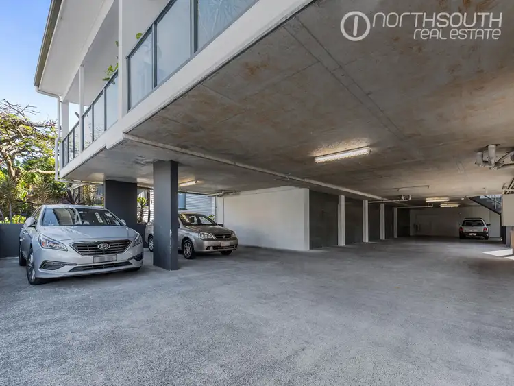 610/70 Manson Parade, Yeronga QLD 4104