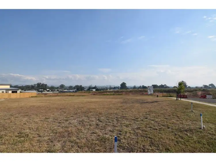 .15 Rosewood Drive, Norman Gardens QLD 4701