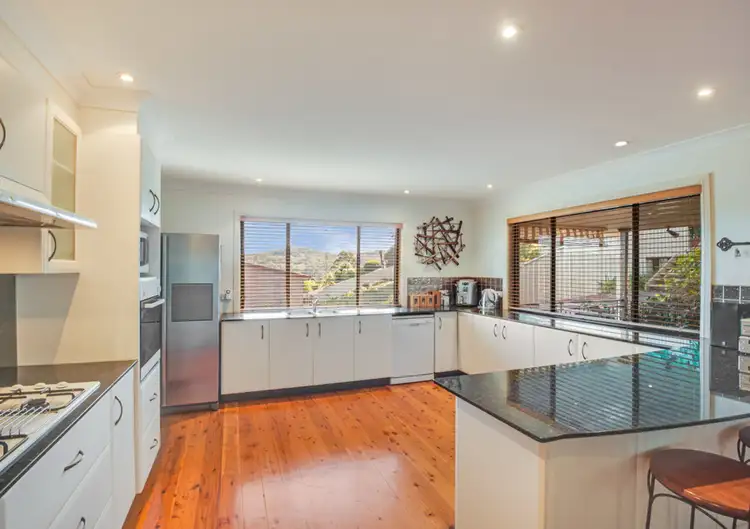 68 Woodview Avenue, Lisarow NSW 2250