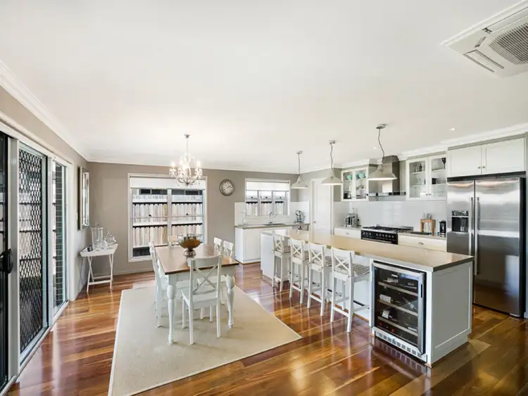 3 Thorley Court, Middle Ridge QLD 4350