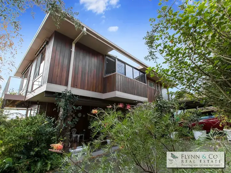 16 Cairn Road, Mccrae VIC 3938