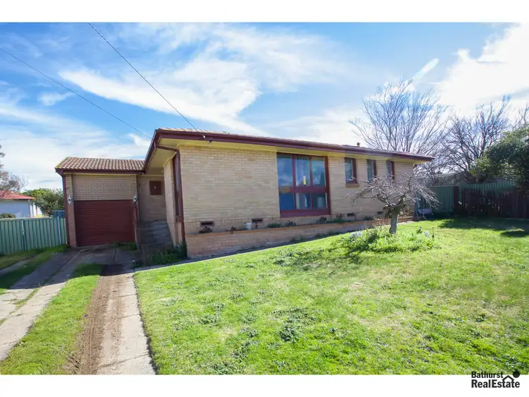 9 Arunta Street, South Bathurst NSW 2795