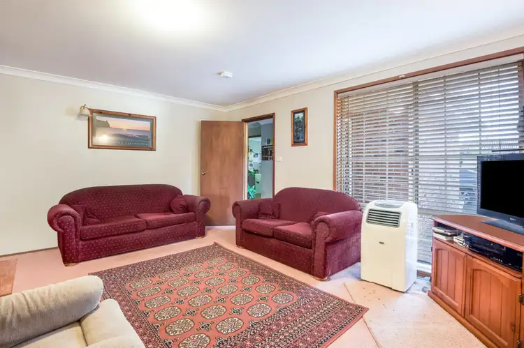 Seventh view of Homely house listing, 2 Lauren Close, Green Point NSW 2251