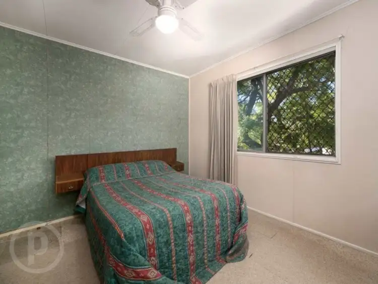Sixth view of Homely house listing, 8 Muirlea Street, Oxley QLD 4075