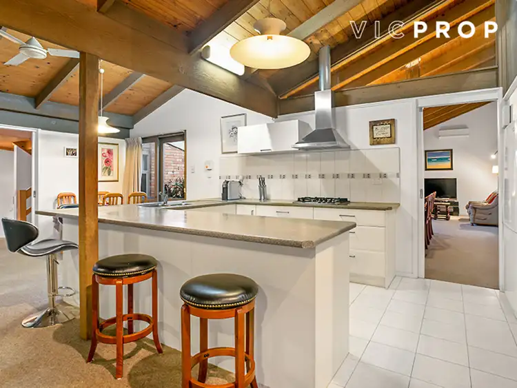 3 Lara Court, Doncaster VIC 3108