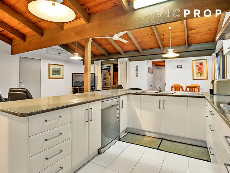 Fifth view of Homely house listing, 3 Lara Court, Doncaster VIC 3108