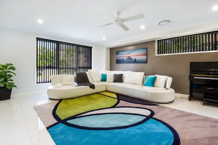 Third view of Homely house listing, 10 Finlay Crescent, Ourimbah NSW 2258