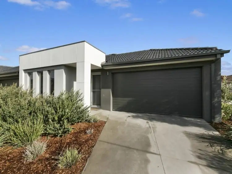 36 Botany Drive, Carrum Downs VIC 3201