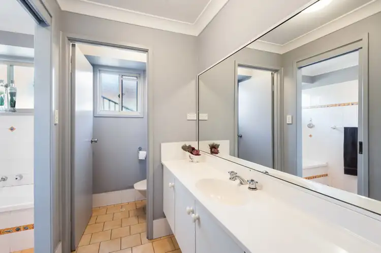 Fifth view of Homely house listing, 197 Cresthaven Avenue, Bateau Bay NSW 2261