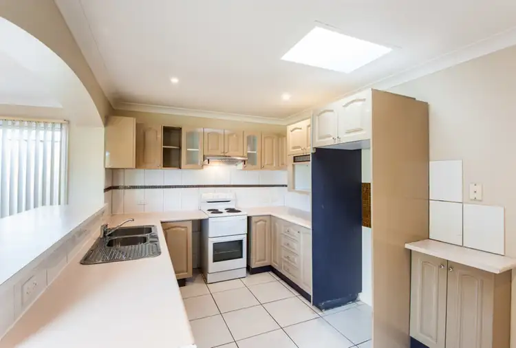 Second view of Homely house listing, 4 Bel Hilton Court, West Gosford NSW 2250