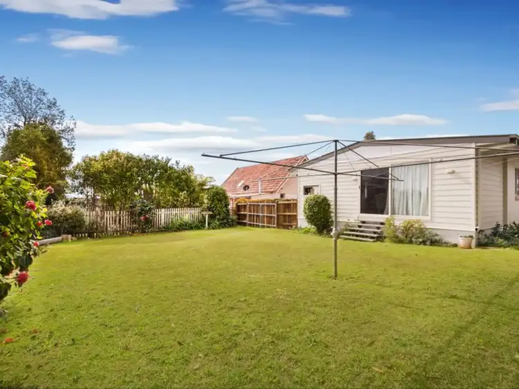 2/23 Leichhardt Street, Centenary Heights QLD 4350