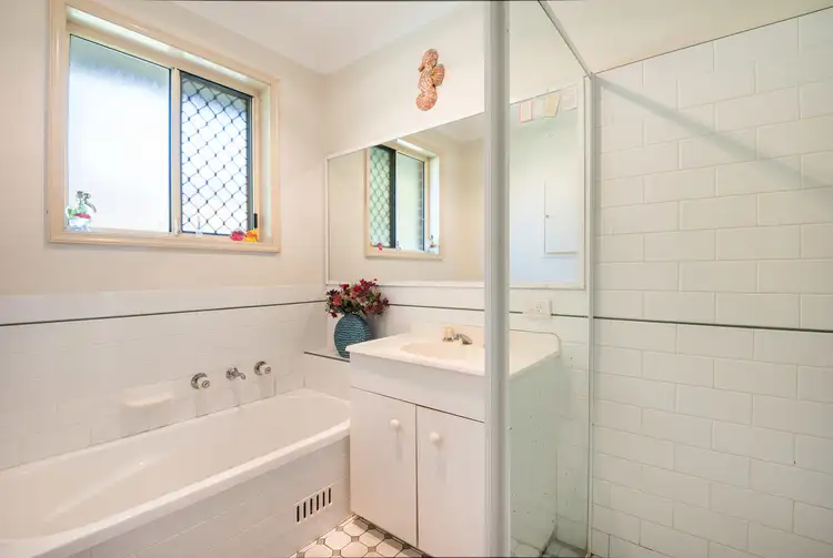 Fifth view of Homely unit listing, 5/293 - 295 Henry Parry Drive, Wyoming NSW 2250