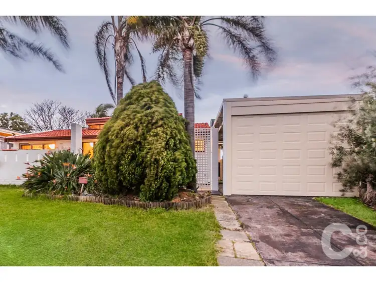 Second view of Homely house listing, 27 Steward Way, Orelia WA 6167