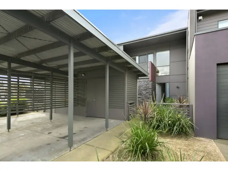 2 Coast Drive, Torquay VIC 3228