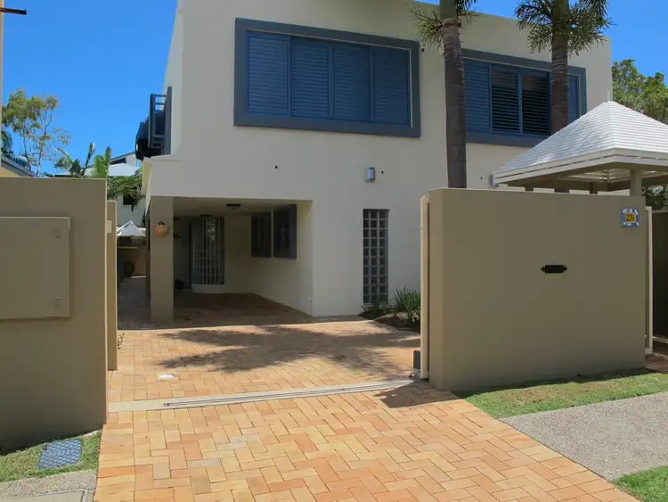 Sixth view of Homely villa listing, 27 Mountbatten Avenue, Main Beach QLD 4217
