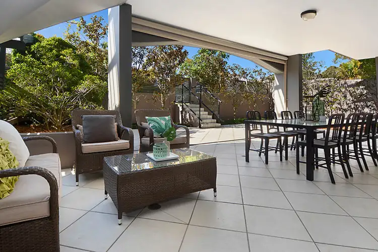 2/28 Stopford Street, Wooloowin QLD 4030