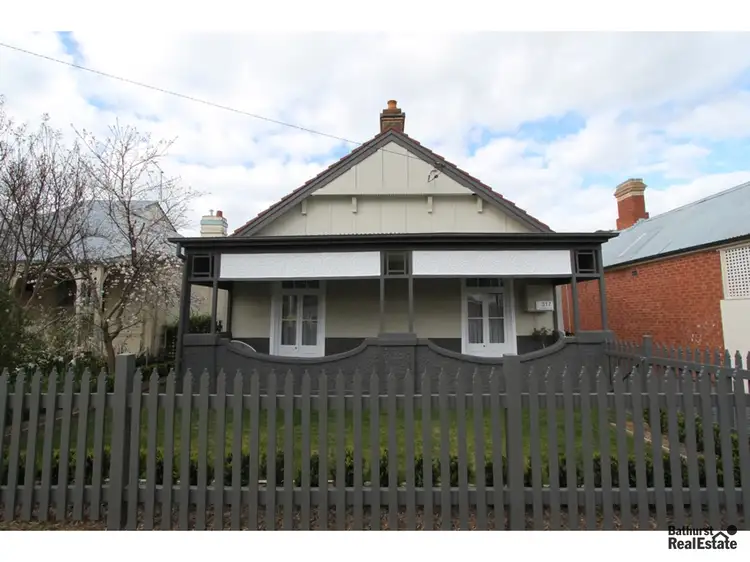 317 Russell Street, Bathurst NSW 2795